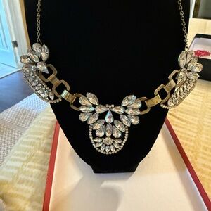 Chic Crystal and Silver Necklace